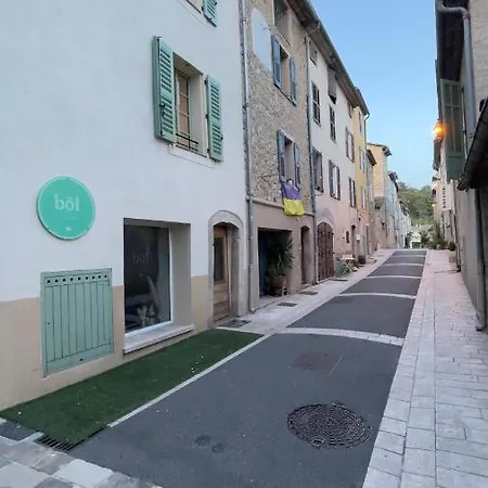 Duplex - Village Apartment